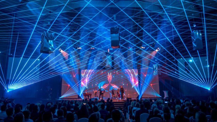 激光舞臺燈CE認證(圖1) 激光舞臺燈CE認證(圖1)