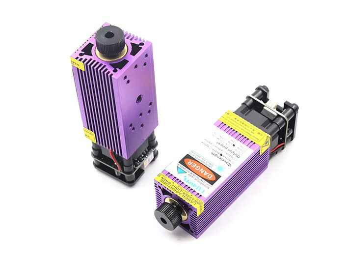 多模激光器為什么要進行鎖模？(圖1)